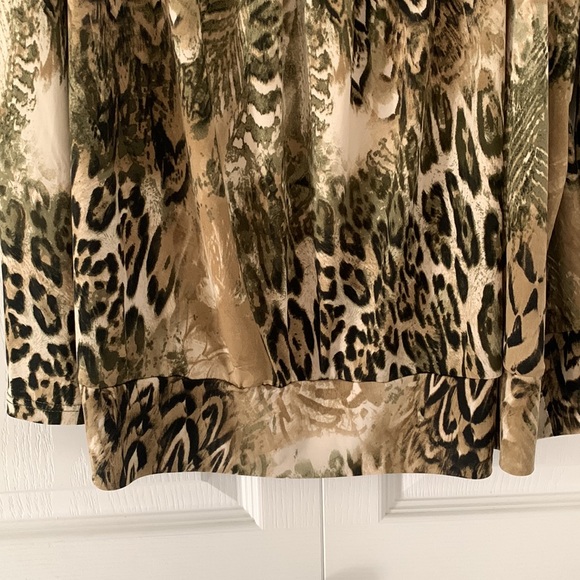 LauraPlus Ladies top - Picture 8 of 8